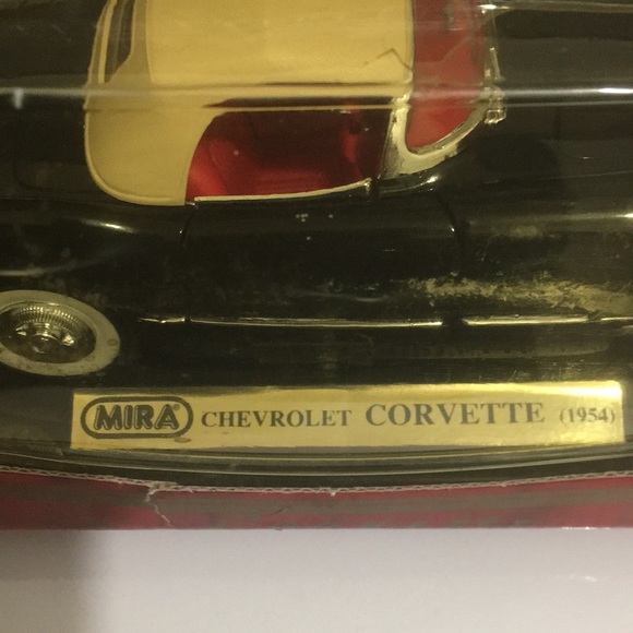 1954 Chevrolet Corvette Mira Golden Line Collection 1:18 Die Cast Metal NWOT - Picture 4 of 8